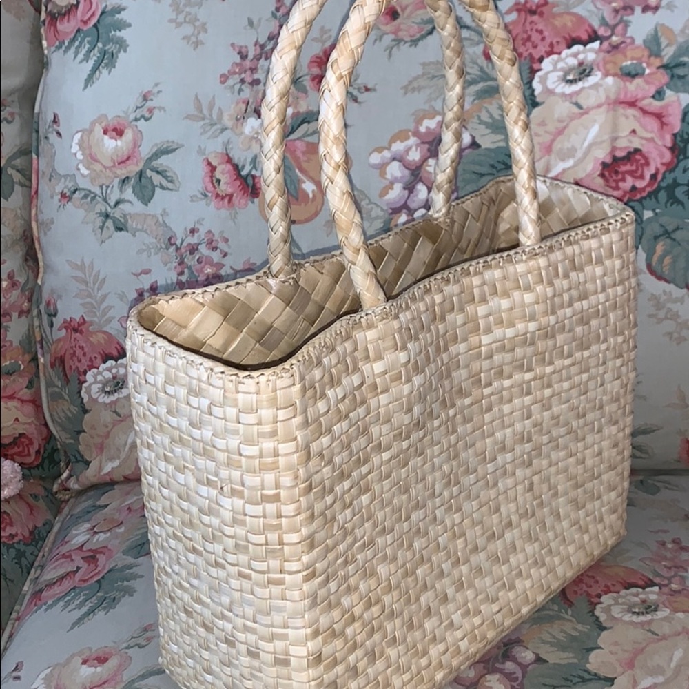 NWOT Straw purse